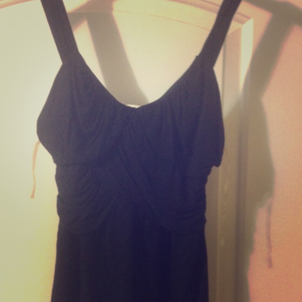 Maurice’s black tank